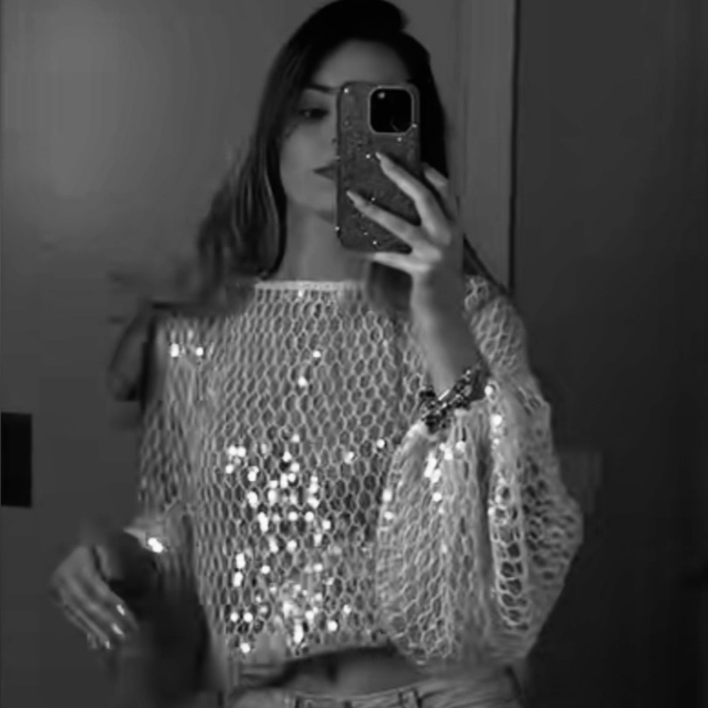 TREND NWT ZARA SILVER VIRAL sequin top M 
🚨 My prices are firm, no discount. - Picture 9 of 16